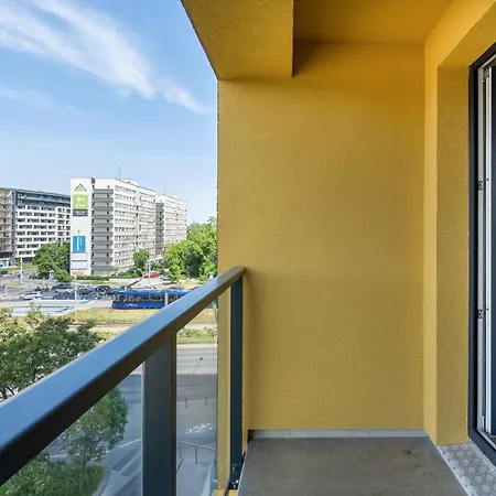 Modern With Parking And Air-conditioning In By Renters * Breslavia