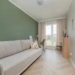 Lejlighed Modern With Parking And Air-conditioning In By Renters *