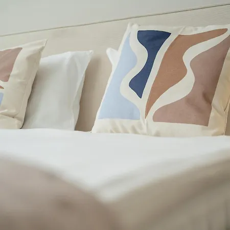 Modern With Parking And Air-conditioning In By Renters Apartment Wroclaw