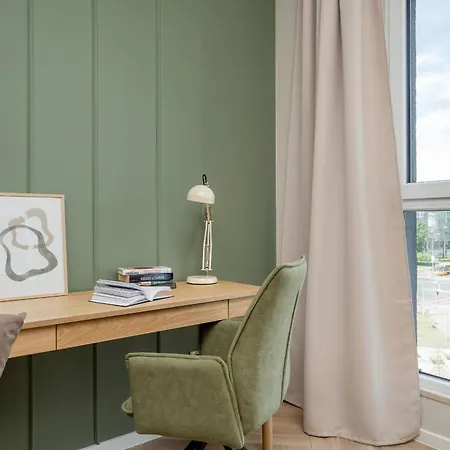 Apartment Modern With Parking And Air-conditioning In By Renters Wroclaw